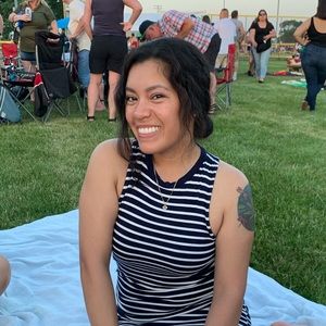 Meet your Posher, Amelia